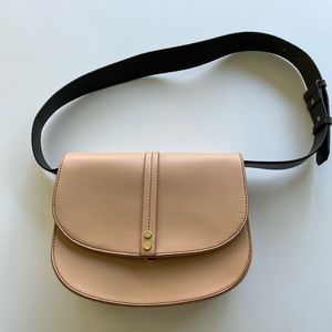 Cute tan and black leather purse!